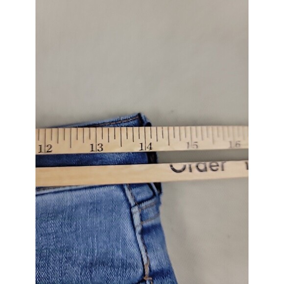 We The Free Jeans Womens 28x26 Crop Distressed Blue Mid Rise Frayed Stretch Boho - Picture 8 of 14